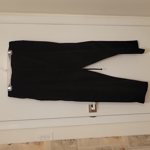 Suede-feel black 2 piece suit in size 22 - Picture 4 of 4